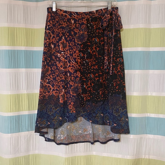 Maeve Anthropologie Printed Wrap Skirt NWT Sz Medium - Picture 10 of 10